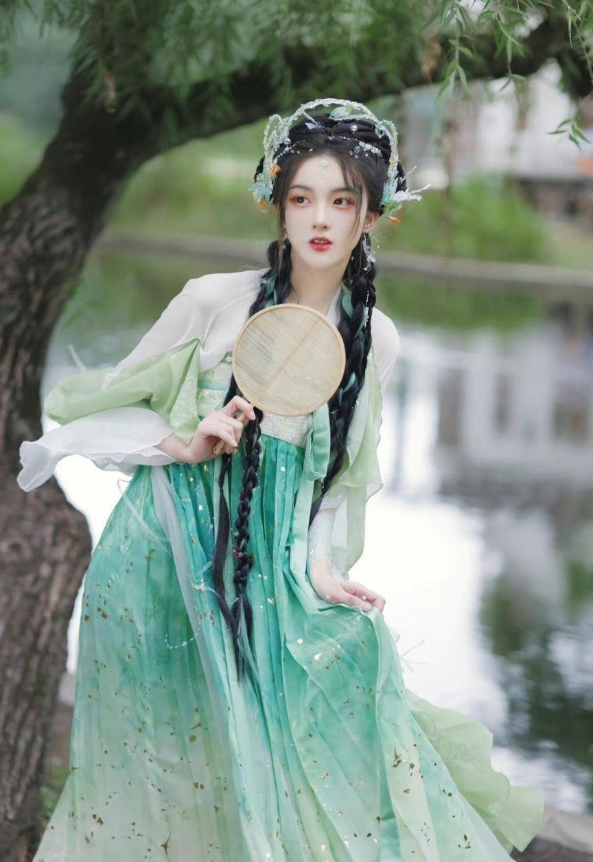 亥卯合木